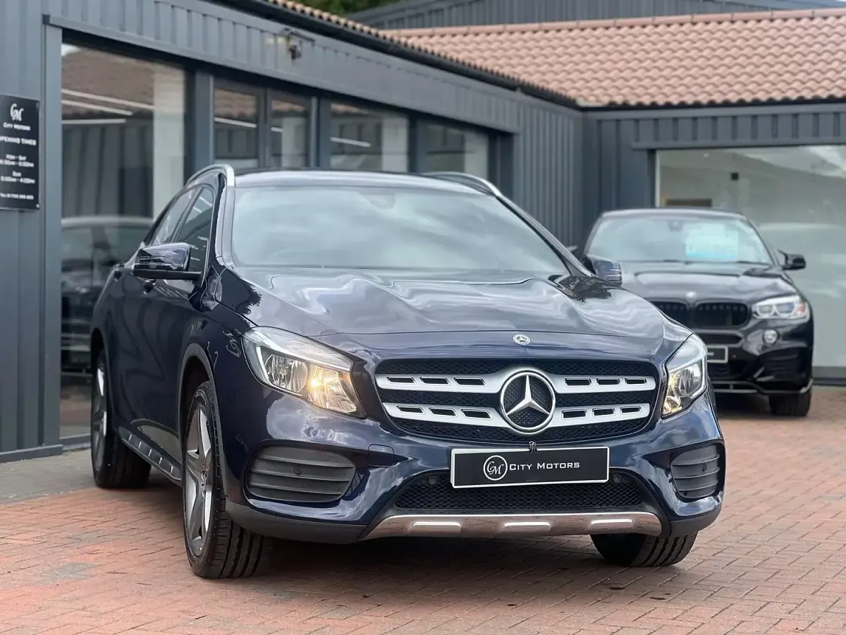 Used Mercedes GLA220 AMG line 2018 Blue SUV