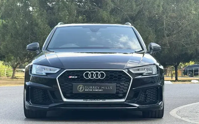 Used Audi RS4 Business 451 HP (331 kW) 2018 Black Estate