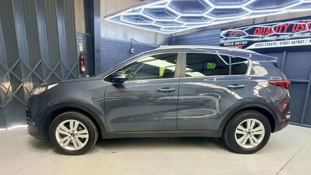 Used Kia Sportage 130 HP (95 kW) 2017 Blue SUV