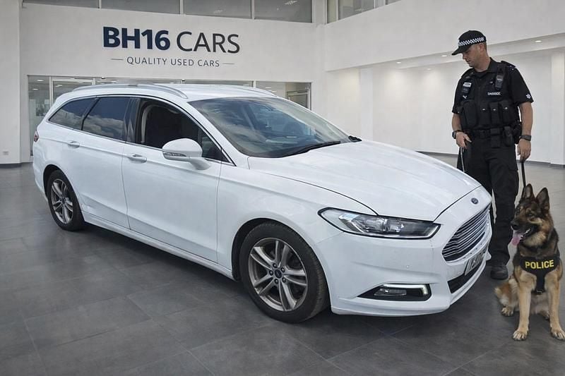 Used Ford Mondeo Zetec 2017 White Van