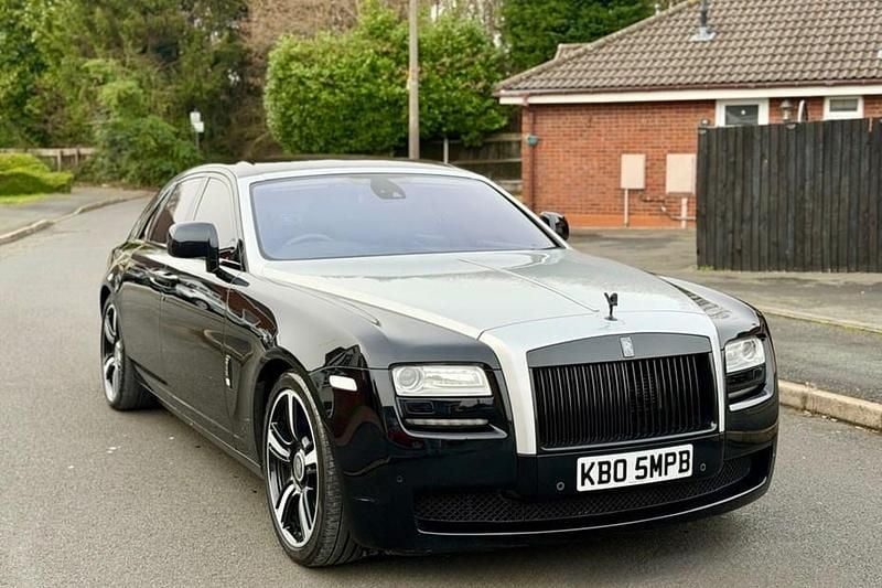 Used Rolls Royce Ghost 570 HP (419 kW) 2010 Black Sedan