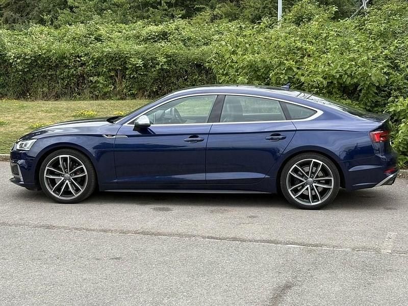 Used Audi S5 Sportback Design 354 HP (260 kW) 2018 Blue Hatchback
