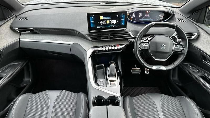 Used Peugeot 3008 GT 129 HP (94 kW) 2022 Grey SUV