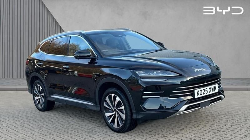 Metallic delan black Used 2025 BYD Seal U Boost SUV | £28,199 (Fair price) - Image 1/4