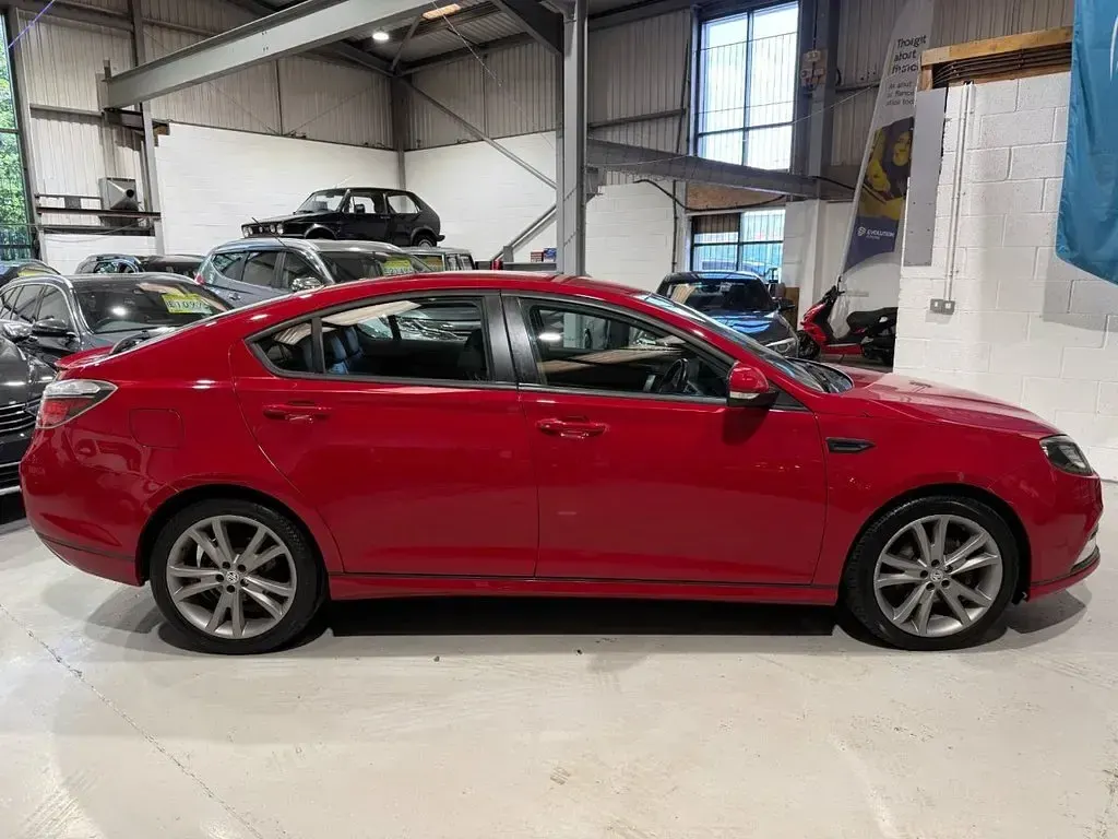 Used MG MG6 2015 Red Hatchback