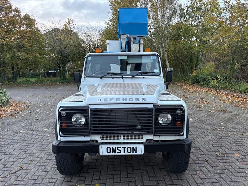 Used Land Rover Defender 2015 White Pickup
