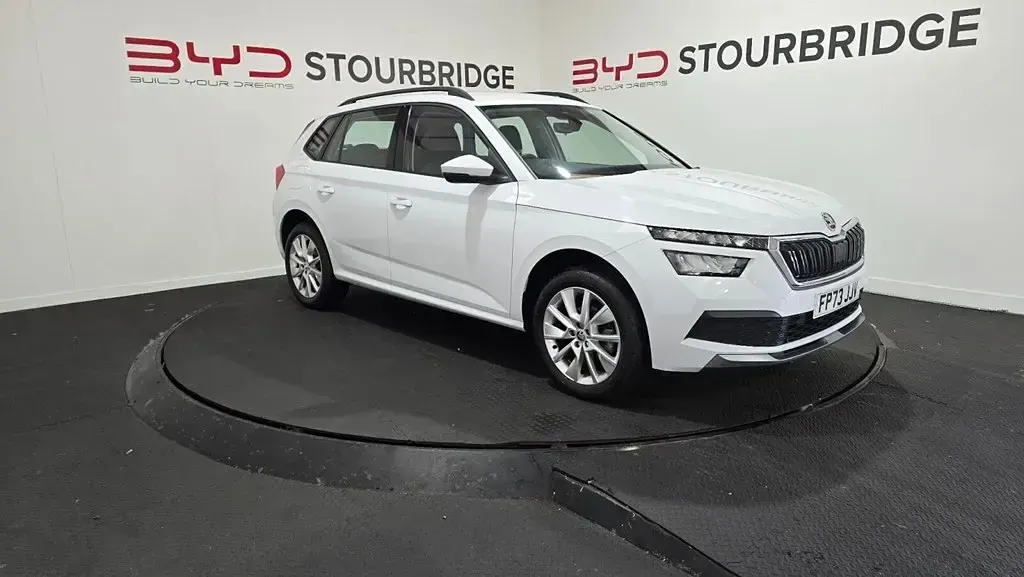 Used Skoda Kamiq SE 2023 White SUV