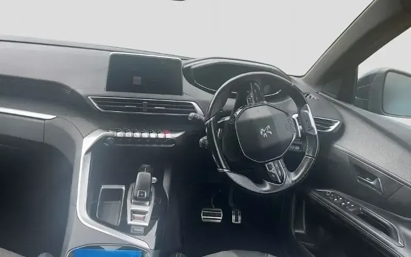Used Peugeot 5008 Premium 131 HP (96 kW) 2020 SUV