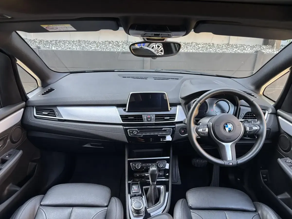 Used BMW 225 Active Tourer M Sport 224 HP (164 kW) 2019 Black MPV