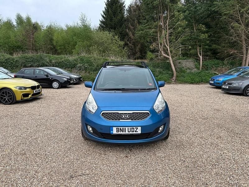 Used Kia Venga 89 HP (65 kW) 2011 Blue Hatchback