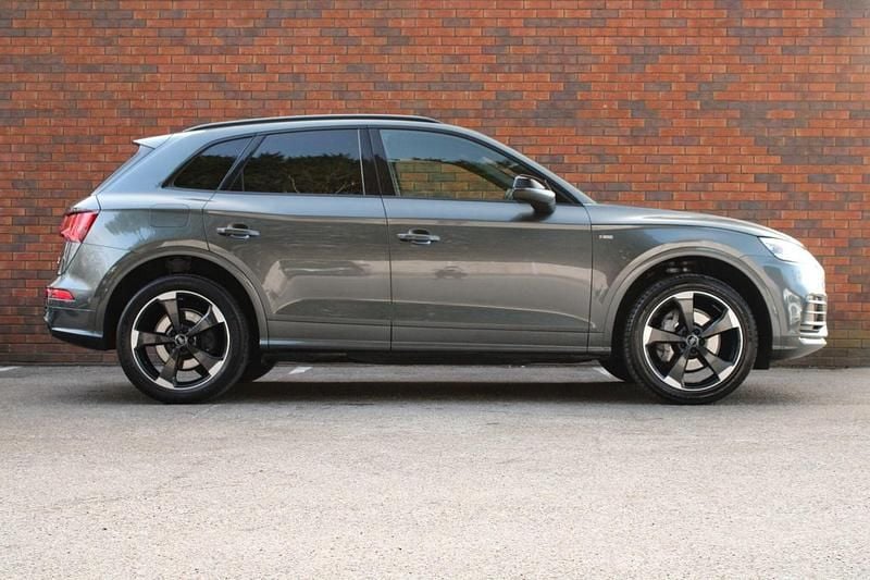 Used Audi Q5 Black Edition 245 HP (180 kW) 2019 Grey SUV