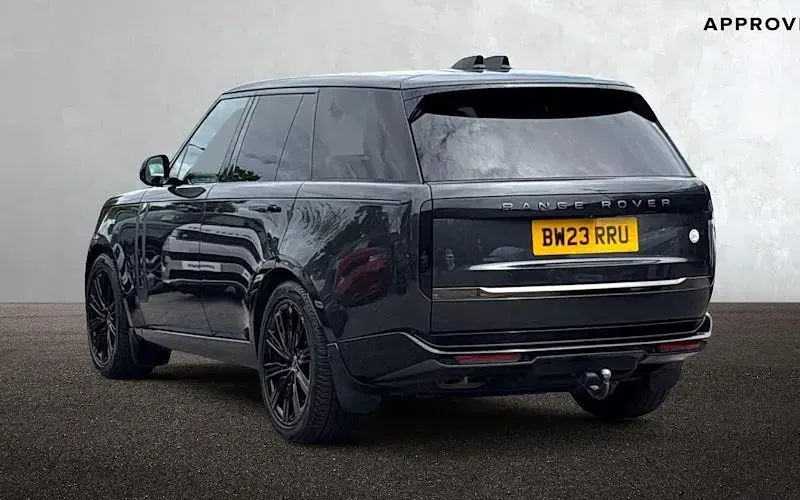 Used Land Rover Range Rover 530 HP (389 kW) 2023 Grey SUV