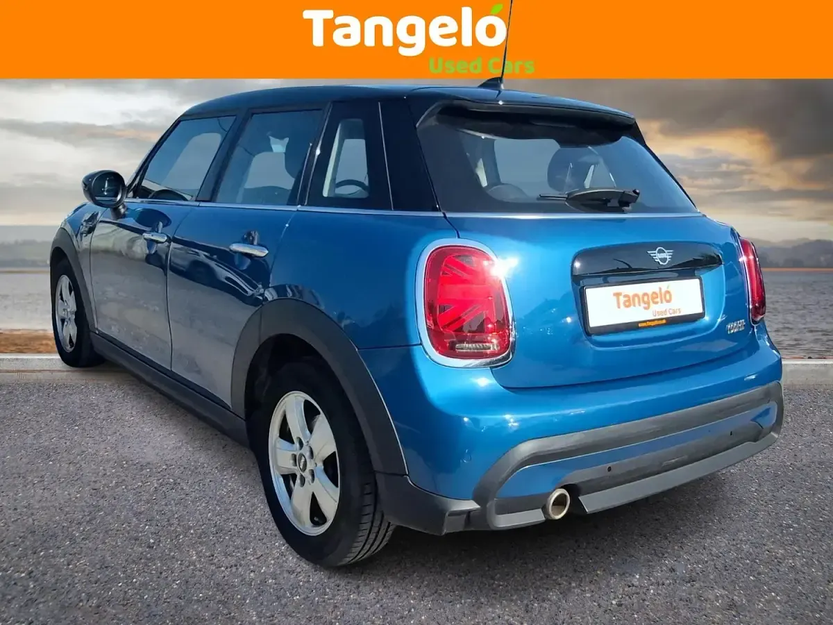 Used Mini Cooper Classic 136 HP (100 kW) 2022 Blue Hatchback