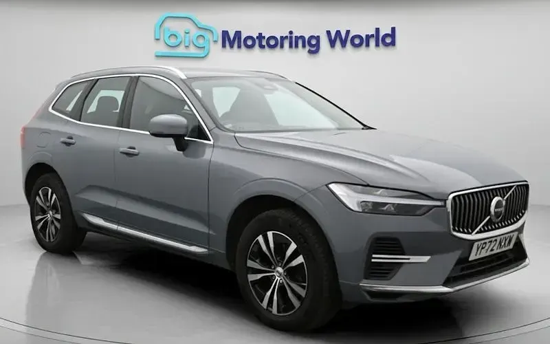 Used Volvo XC60 Core 350 HP (257 kW) 2022 SUV