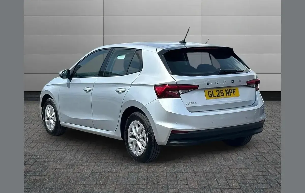 Used Skoda Fabia SE 94 HP (69 kW) 2025 Brilliant silver metallic Hatchback