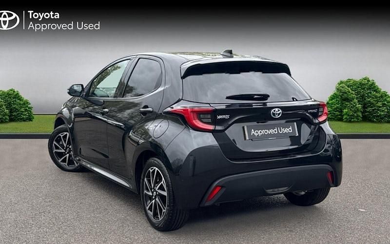 Used Toyota Yaris Hybrid Design 116 HP (85 kW) 2026 Hatchback