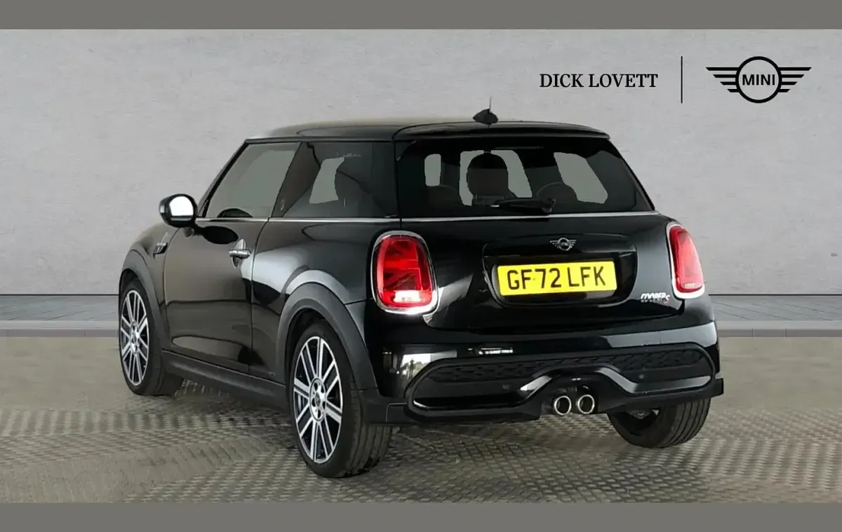 Used Mini Cooper S Exclusive 176 HP (129 kW) 2022 Black Hatchback