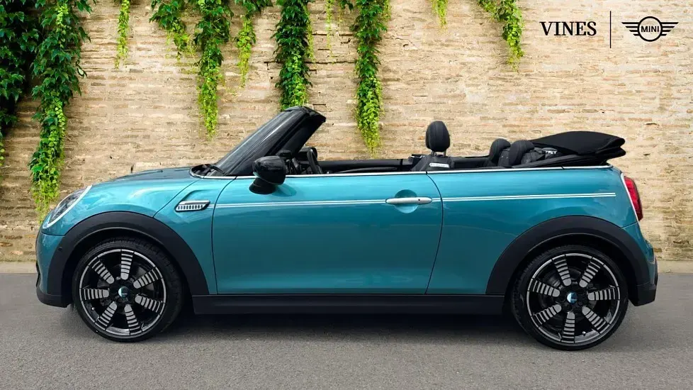 Used Mini Cooper S 176 HP (129 kW) 2023 Blue Hatchback