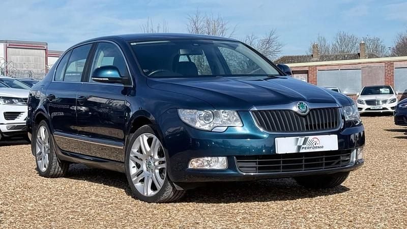 Used Skoda Superb Elegance 170 HP (125 kW) 2012 Blue Hatchback