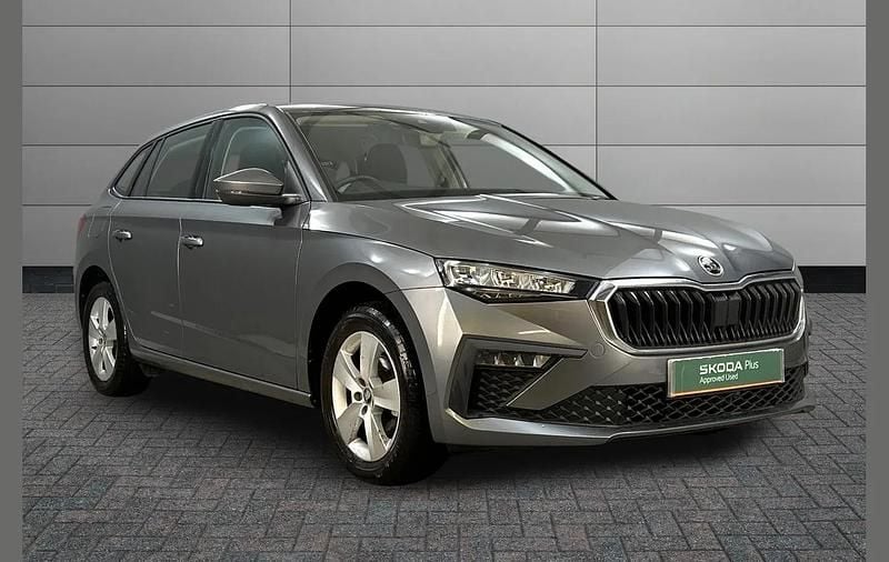 Used Skoda Scala SE 113 HP (83 kW) 2025 Graphite grey metallic Hatchback