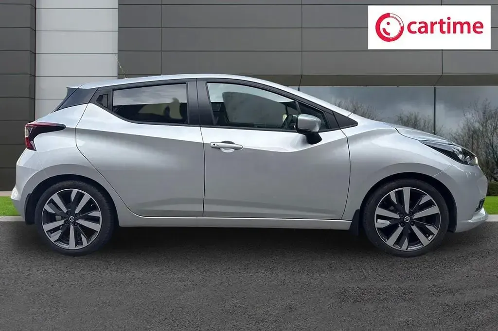 Used Nissan Micra Tekna 92 HP (67 kW) 2023 Silver Hatchback