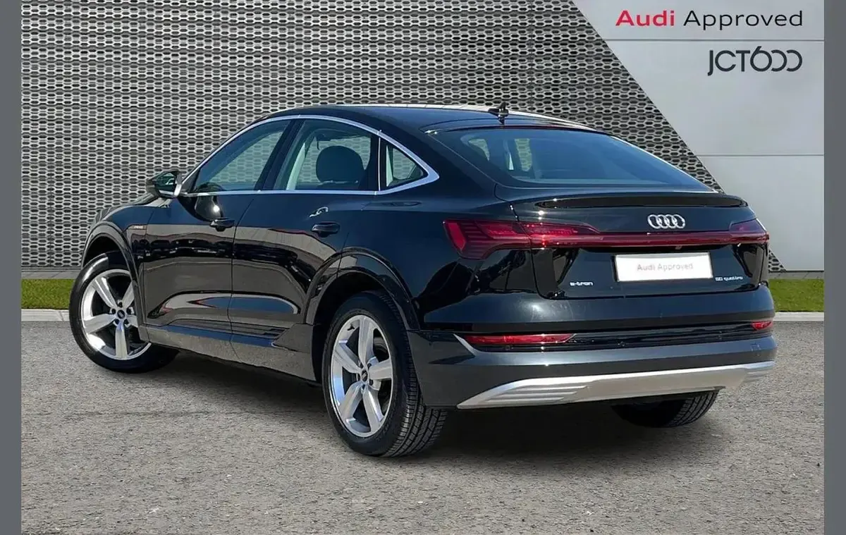 Used Audi e-tron Sportback Advanced 230 kW (313 HP) 2021 Black SUV