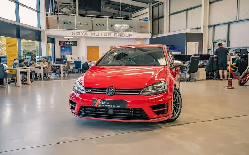 Used VW Golf VII R 300 HP (220 kW) 2015 Red Hatchback