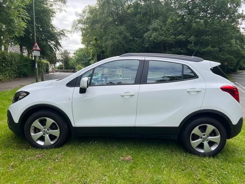 Used Vauxhall Mokka 2015 White SUV