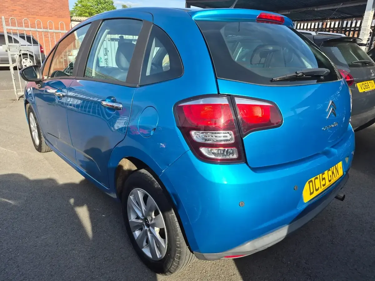 Used Citroën C3 PureTech 82 HP (60 kW) 2015 Blue Hatchback