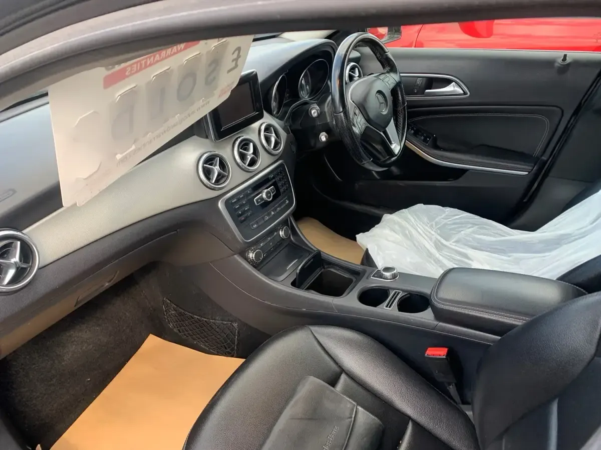 Used Mercedes GLA220 SE 170 HP (125 kW) 2014 Black SUV
