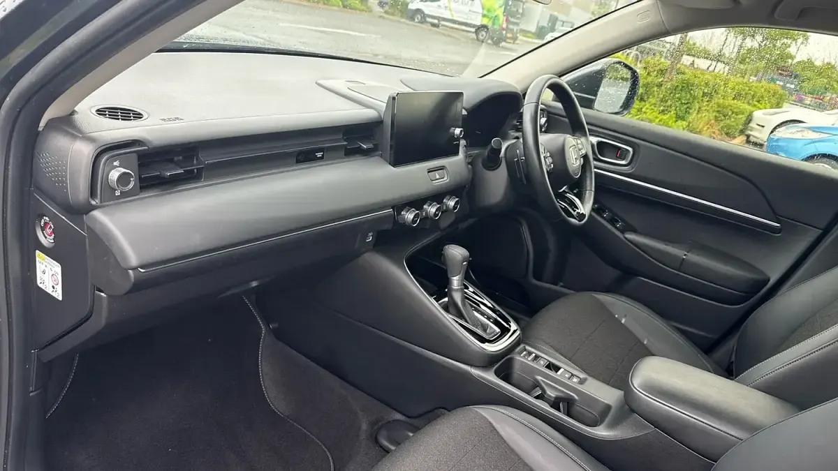 Used Honda HR-V Advance 131 HP (96 kW) 2023 Grey SUV
