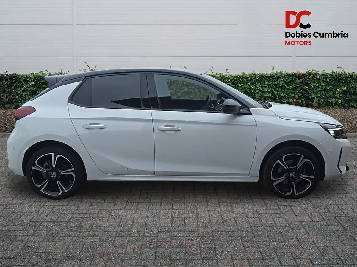 Used Vauxhall Corsa S 130 HP (95 kW) 2024 White Hatchback