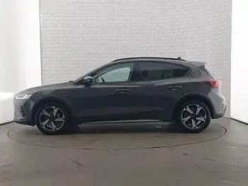 Used Ford Focus Active 125 HP (91 kW) 2023 Grey Hatchback