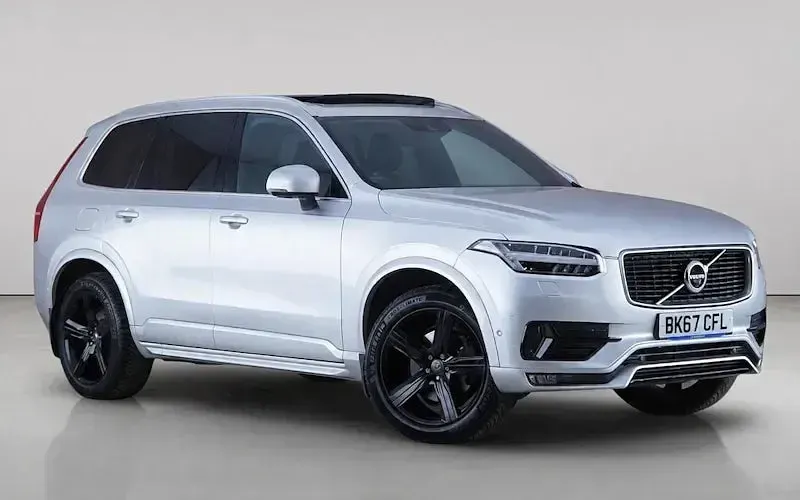 Used Volvo XC90 R-Design 235 HP (172 kW) 2017 SUV
