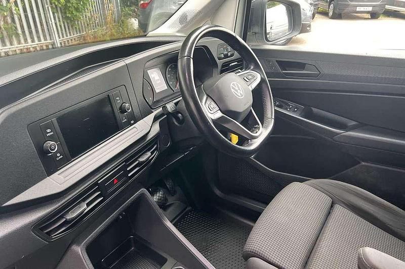 Usado VW Caddy 122 CV (89 kW) 2022 Plateado Monovolumen