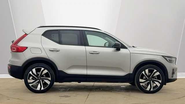 Usado Volvo XC40 Ultra 161 HP (118 kW) 2025 SUV