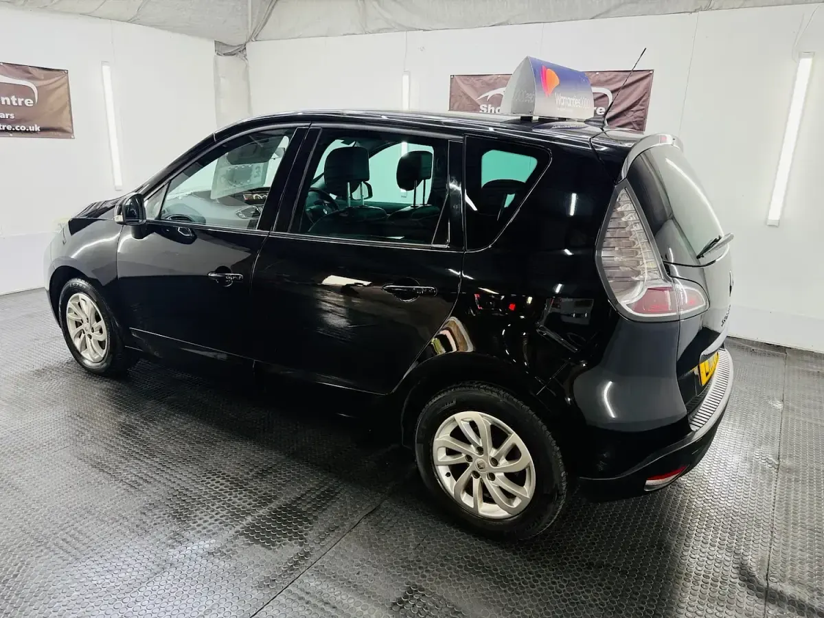 Used Renault Scénic III Dynamique 110 HP (80 kW) 2014 Black MPV