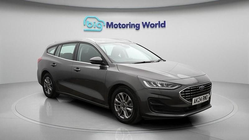 Used Ford Focus Titanium 155 HP (114 kW) 2024 Grey Estate