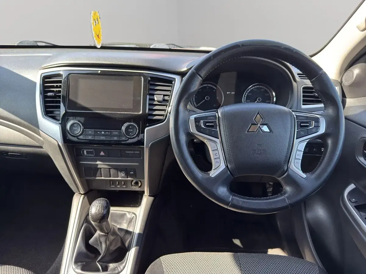 Used Mitsubishi L200 Warrior 150 HP (110 kW) 2019 Grey Pickup