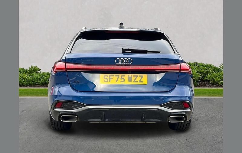 Used Audi A5 S-Line 147 HP (108 kW) 2025 Blue Estate