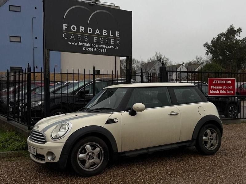 Used Mini ONE Hatch 98 HP (72 kW) 2010 White Hatchback