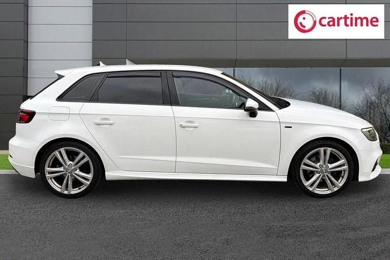 Used Audi A3 Sportback S-Line 150 HP (110 kW) 2017 White Hatchback