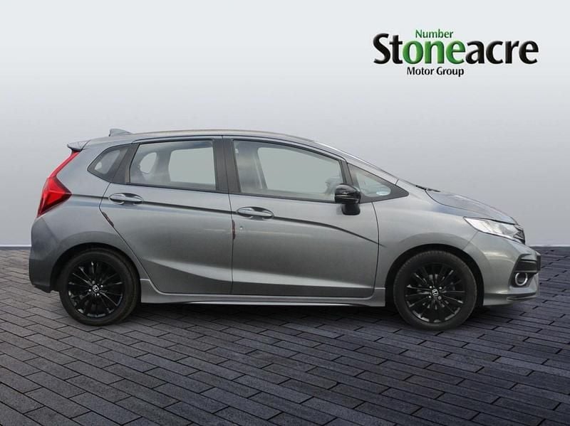 Used Honda Jazz Sport 130 HP (95 kW) 2018 Grey Hatchback