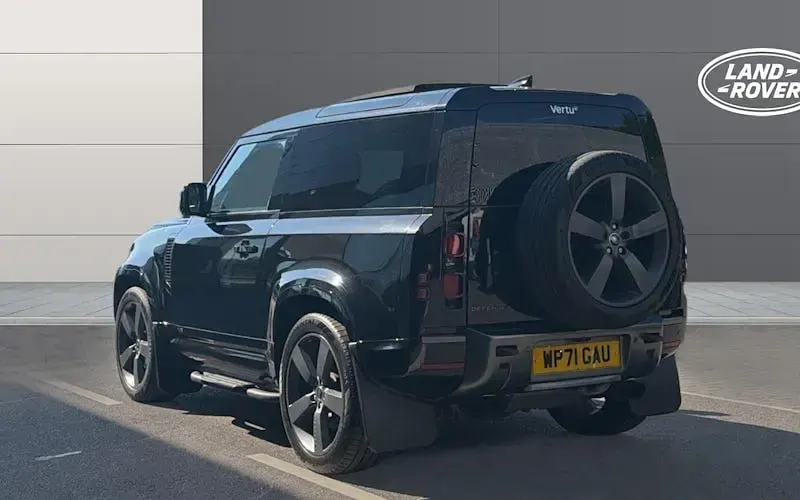 Used Land Rover Defender 525 HP (386 kW) 2024 SUV