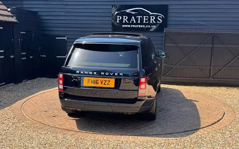 Used Land Rover Range Rover Vogue SE 340 HP (250 kW) 2017 SUV