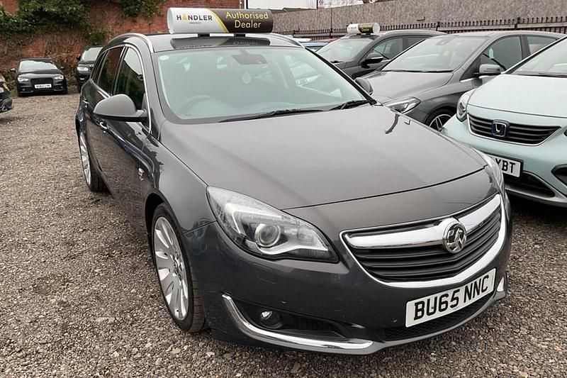 Used Vauxhall Insignia Elite 170 HP (125 kW) 2015 Grey Estate