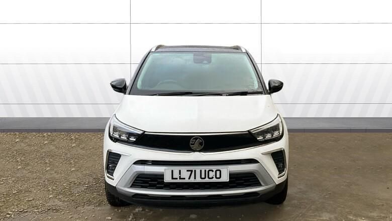 Used Vauxhall Crossland Ultimate 131 HP (96 kW) 2021 White SUV