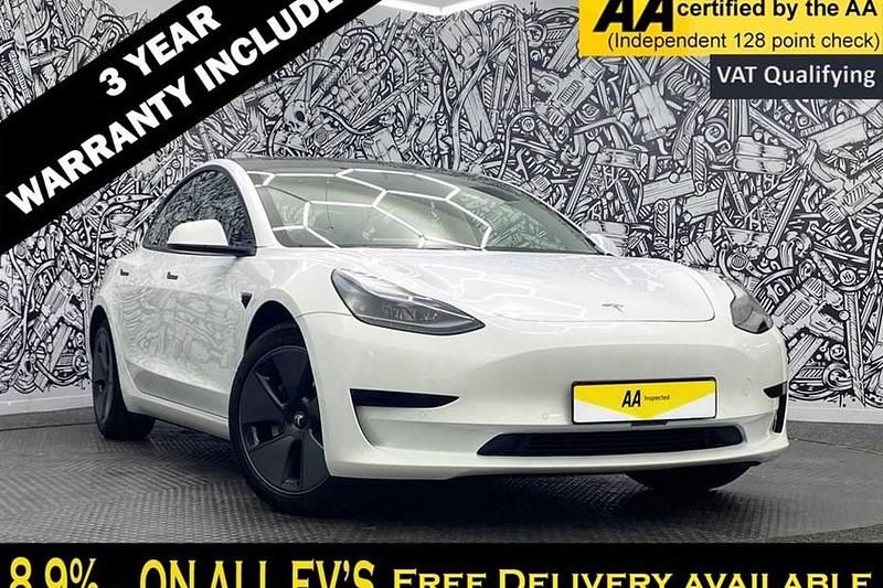 White Used 2021 Tesla Model 3 Standard Range Sedan | £18,995 (Fair price) - Image 1/1