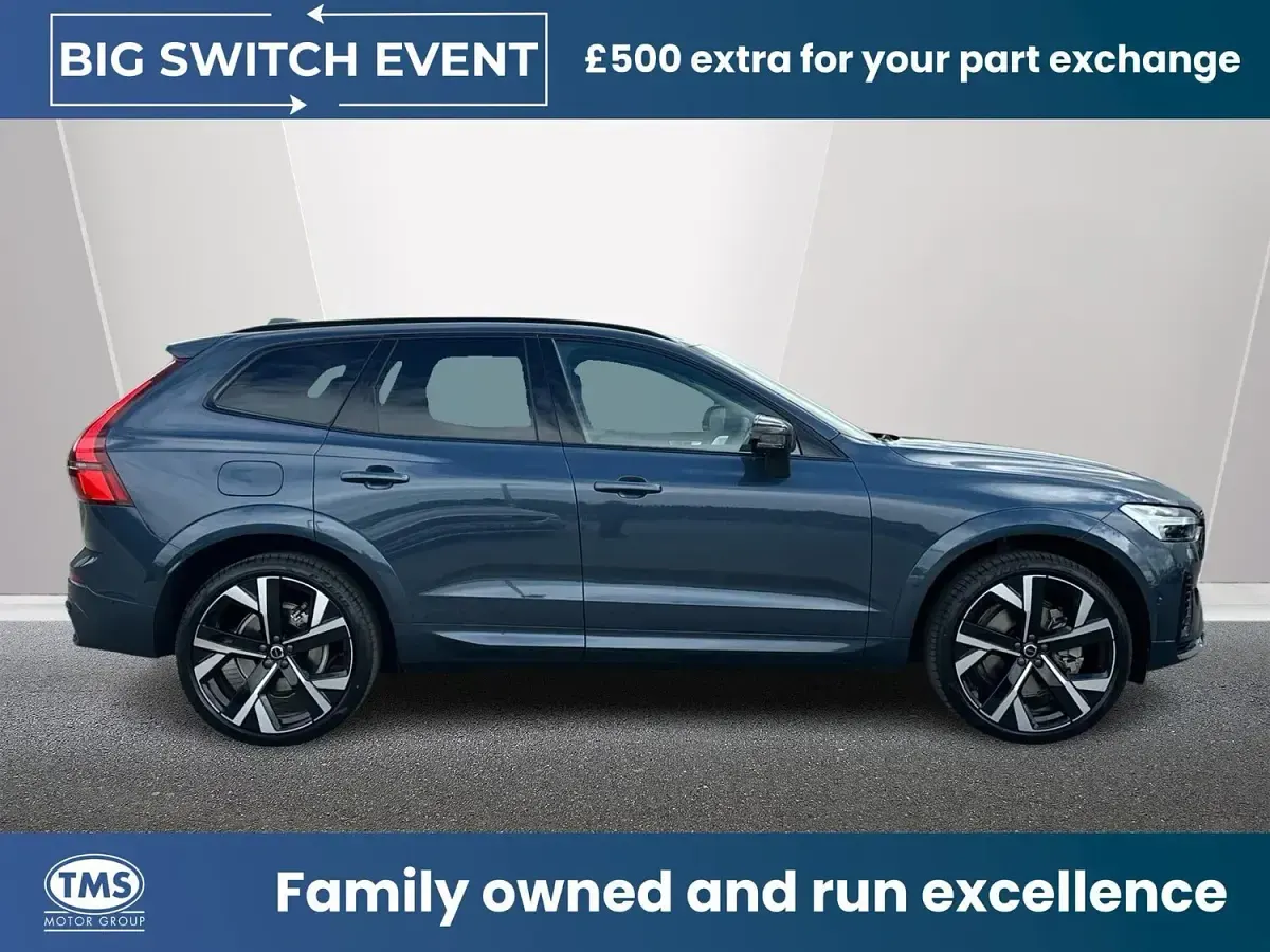 New Volvo XC60 Ultra 2026 Blue SUV
