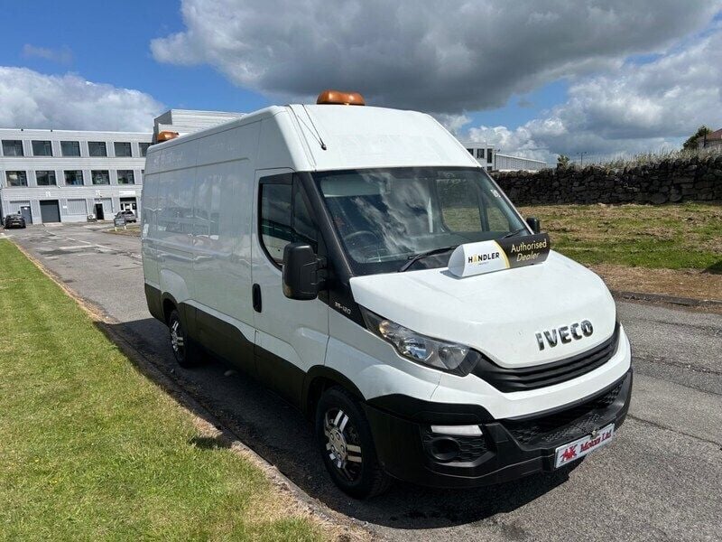 White Used 2016 Iveco Daily Van | £3,995 (Super price) - Image 1/4